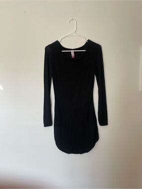 Black Long Sleeve Scoop Neck Slim Dress